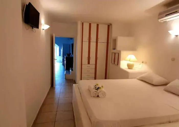 Mykonos Heritage #1 דירה